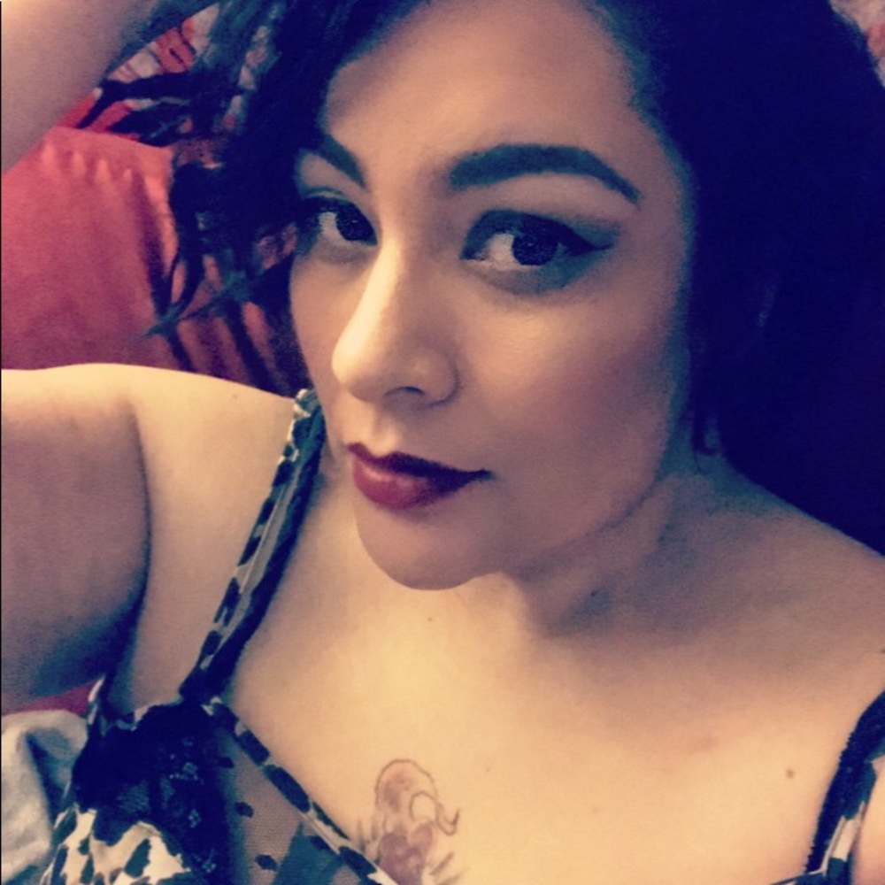 Meet your Posher, Andrea